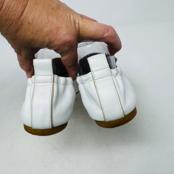 Everlane White Leather Loafers Women’s Size 9 Slip-On Flats Minimalist Preppy - Picture 10 of 13